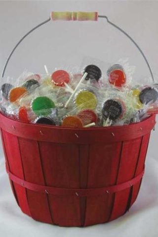 788200567621 Jesus Loves You Assorted Pack Of 500 Lollipops With Basket