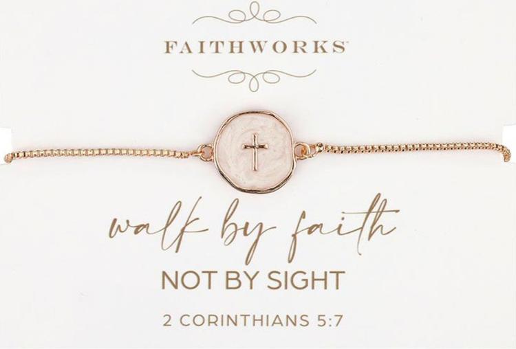 195002604605 Walk By Faith Not By Sight (Bracelet/Wristband)